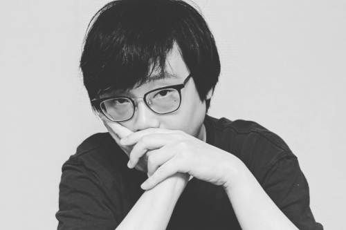 김승일 / 시인