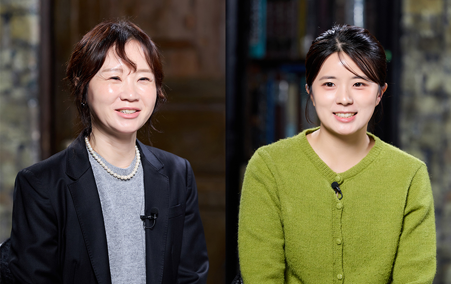 인터뷰 중인 신경혜, 권슬아 배우